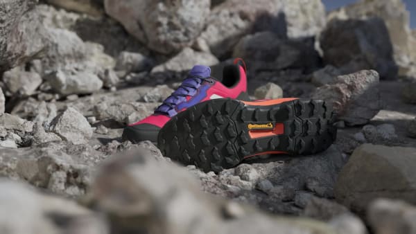 Merah Sepatu Hiking Terrex AX4 GORE-TEX