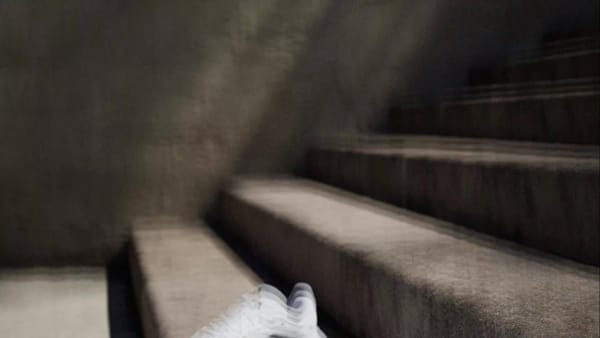 สีขาว รองเท้า Response Super