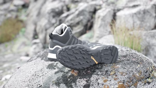 Czerń Buty Terrex Swift R2 Mid GORE-TEX Hiking