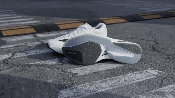 สีขาว รองเท้า Adizero Boston 13