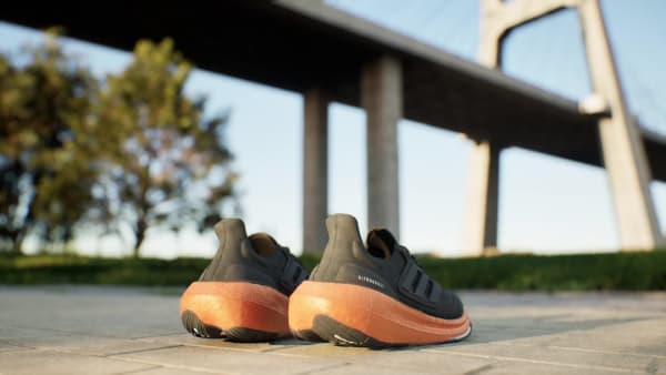 Negro Tenis Ultraboost Light