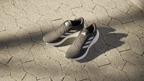 สีดำ รองเท้าวิ่ง Supernova 3