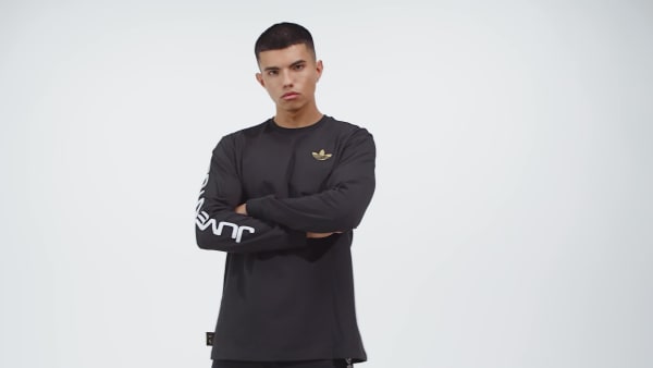 Black Juventus Long Sleeve Graphic T-Shirt