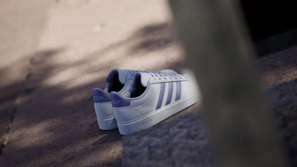 Putih SEPATU GRAND COURT 2.0