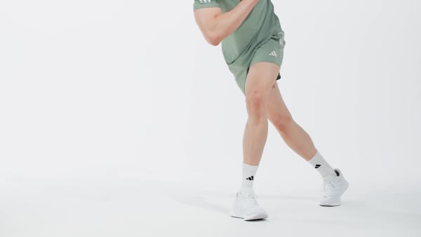 Grun Own The Run Shorts