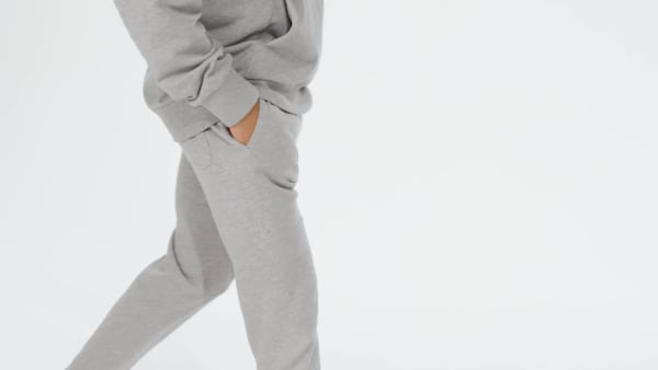 Gris Pantalón ALL SZN Regular Pierna Cónica French Terry