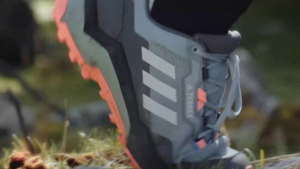 Gris Zapatilla Terrex AX4 Primegreen Hiking