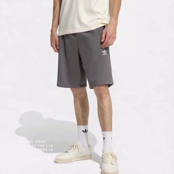 Xam Quần Short Ba Lá Essentials