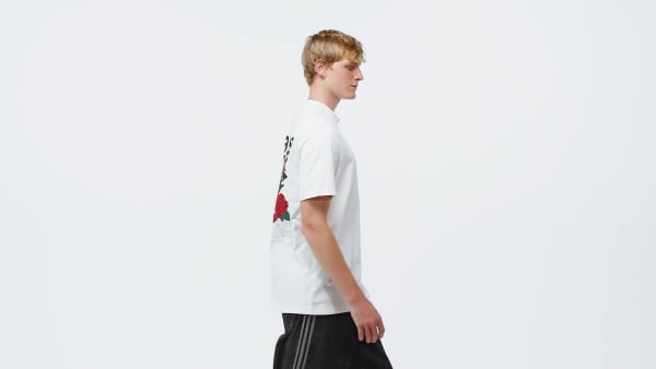 สีขาว เสื้อยืด GFX TEE ROSES