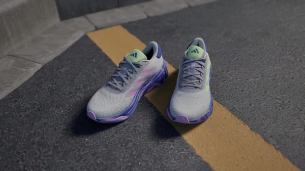 White Supernova Stride Running Shoes