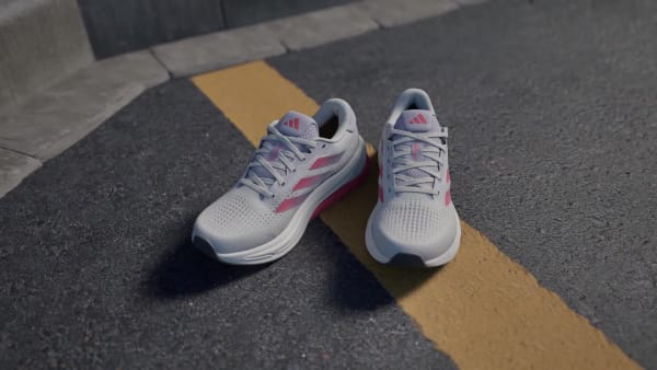 White Supernova Solution Running Shoes