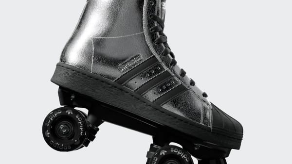 Silver Sepatu Roda Superstar 82