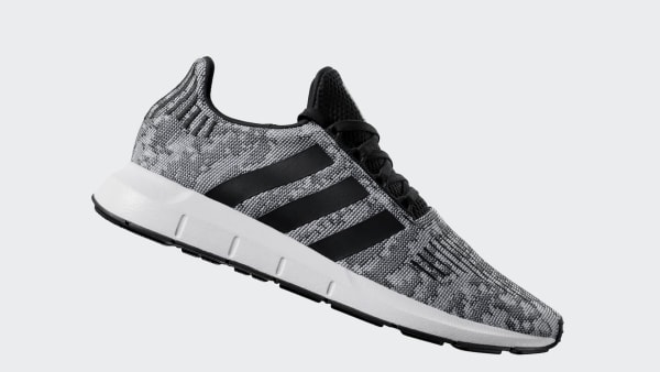 Adidas originals men's swift run shoes online