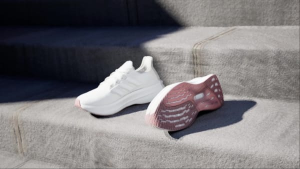 White Ultraboost 5