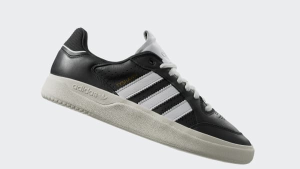 adidas Tyshawn Low Shoes - Black | Free Shipping with