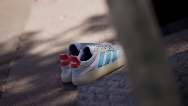 White Barreda Decode Shoes