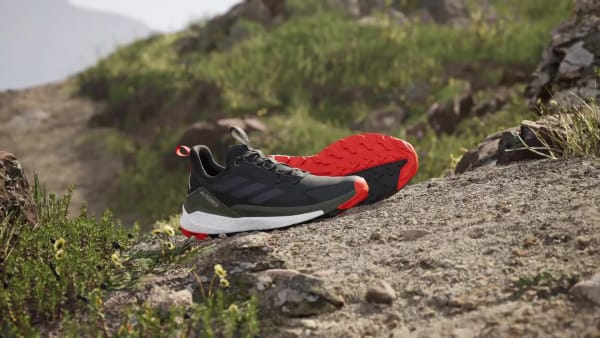 Grey Terrex Free Hiker 2.0 Low Hiking Shoes