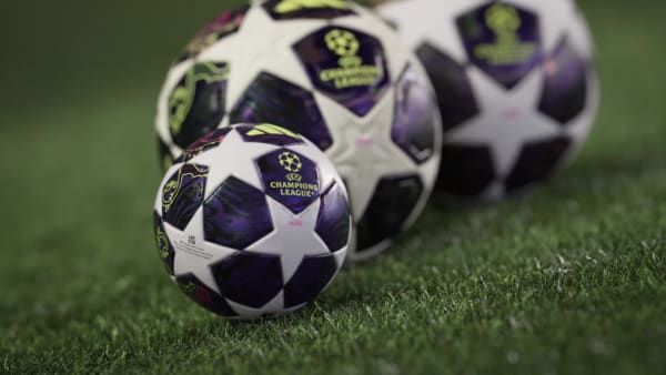 Ungu BOLA UEFA CHAMPIONS LEAGUE FINAL LEAGUE