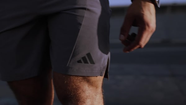 Cafe Shorts de Entrenamiento Designed for Training