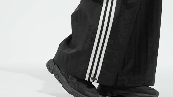ボトムスその他 adidas Atlanta Cutline Track Pants Black IW5509 CLOTHING - Atlanta Cut Line Nylon Track Pants - Black