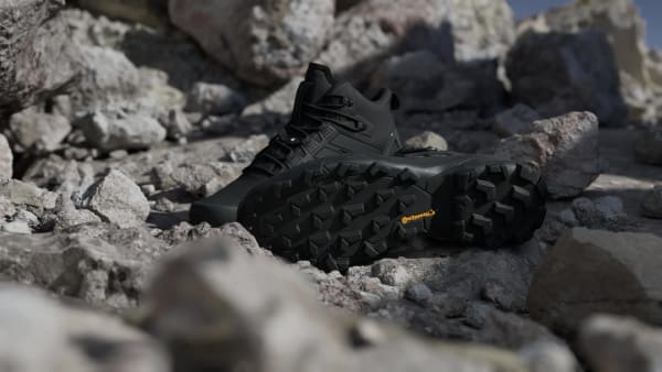 Noir Chaussure de randonnée mi-montante GORE-TEX Skychaser Terrex