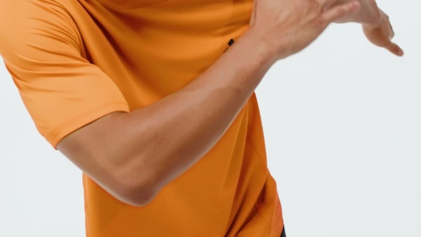 สีส้ม เสื้อยืด WORKOUT ESSENTIALS BASE