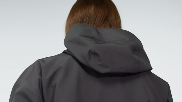 Schwarz Premium Essentials Water-Repellent Jacke