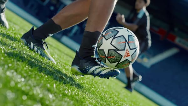 botas predator con pinchos