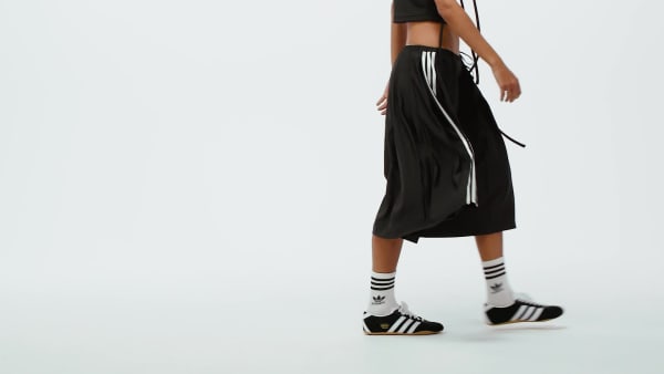 [adidas] リボン付きプリーツマキシスカート アディダス リボン プリーツ マキシスカート - ブラック