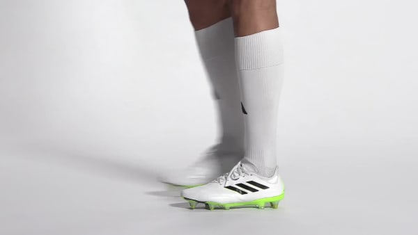 Blanco Tenis de Futbol Copa Pure. 1 SG