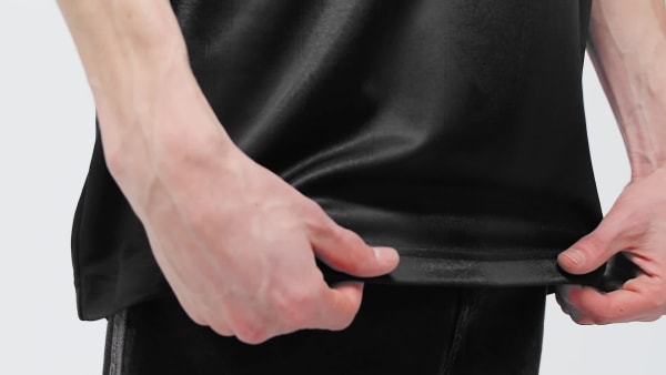 สีดำ เสื้อฟุตบอลแฟชันผ้าแจ็คการ์ด Adicolor