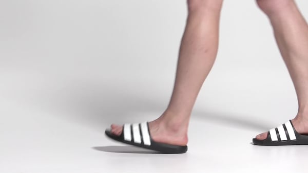 Hitam Slides Adilette Flow