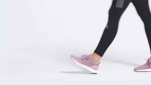 Violet Chaussure de running Ultraboost 5.0 DNA Sportswear Lifestyle ZD982