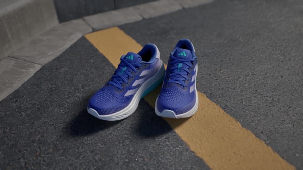 Supernova Solution Running Shoes