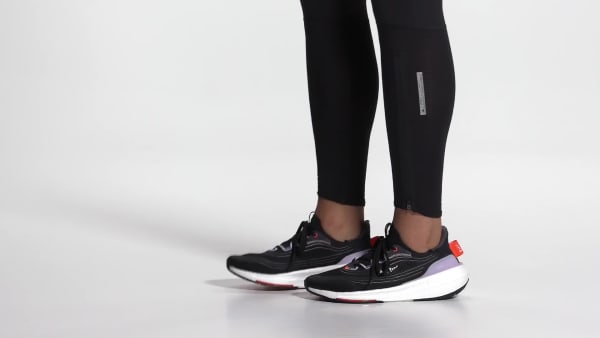 Negro Tenis Ultraboost Light 23