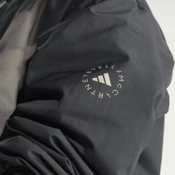 สีดำ สปอร์ตบราซัพพอร์ตระดับปานกลาง adidas By Stella McCartney Power Impact