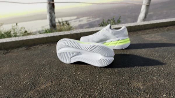 gris Chaussure de running Adistar 4