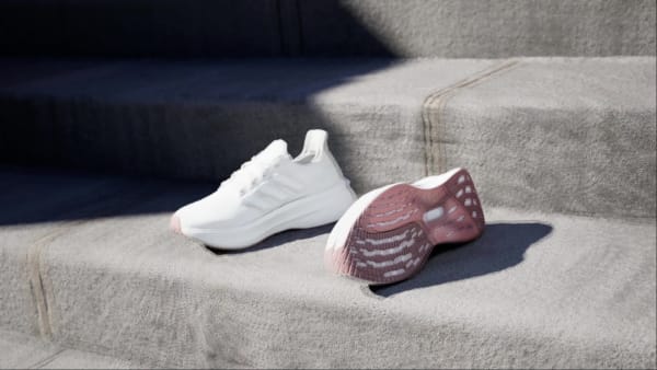 White Ultraboost 5 Women