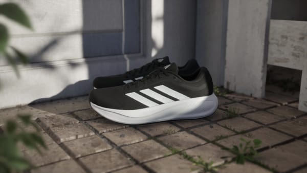 สีดำ รองเท้า RESPONSE RUNNER 2