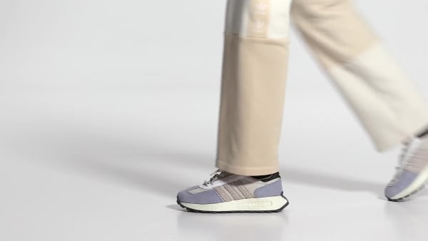 Beige Retropy E5 Schuh