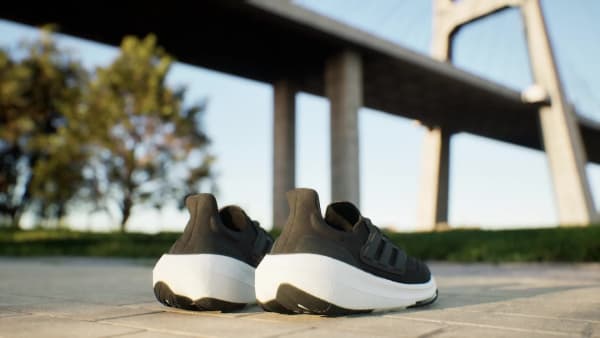 Siyah Ultraboost Light Ayakkabı