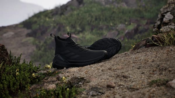 Adidas Men s Terrex Free Hiker GORE TEX 2.0 Hiking Shoes Black 13
