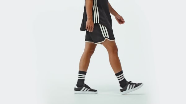 Svart STADIUM MESH SHORTS