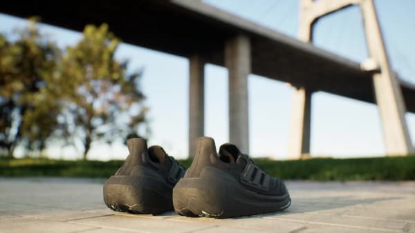 Siyah Ultraboost Light Ayakkabı