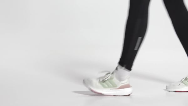 Womens ultra boost white/white/neon-dyed discount