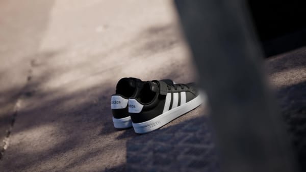 Negro TENIS ADIDAS GRAND COURT 3.0 PARA NIÑOS