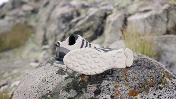 Beige Zapatillas de Senderismo AX2S