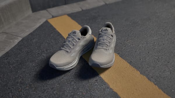 Beige Supernova Rise Running Shoes