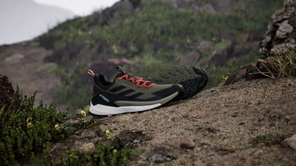 Vert Chaussure de randonnée basse Terrex Free Hiker 2.0 Gore-Tex