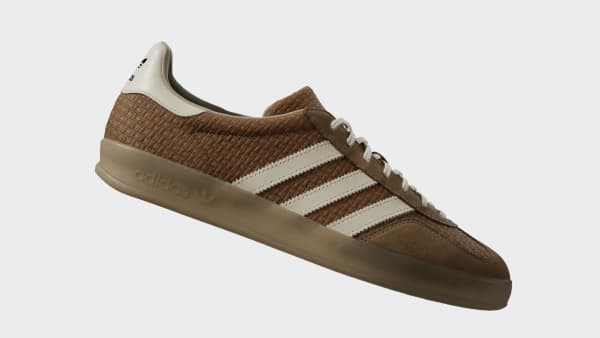 Gazelle Indoor Shoes
